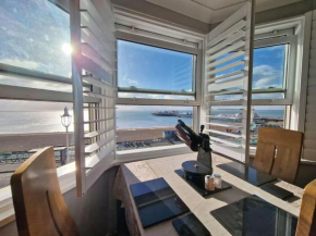 Direct Sea Views Seafront Location & Free Parking